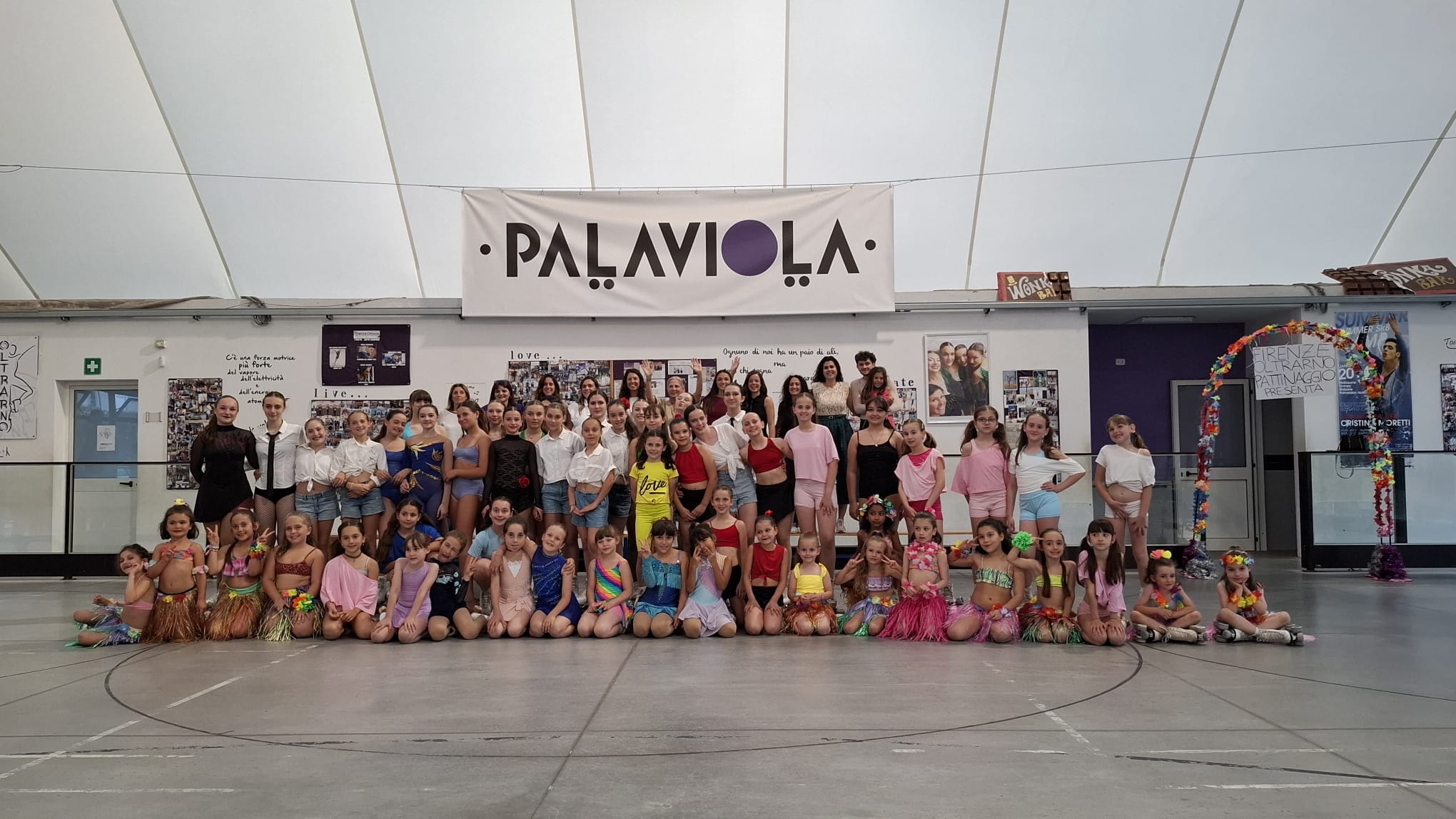 Atleti e staff della Firenze Oltrarno Pattinaggio al PalaViola